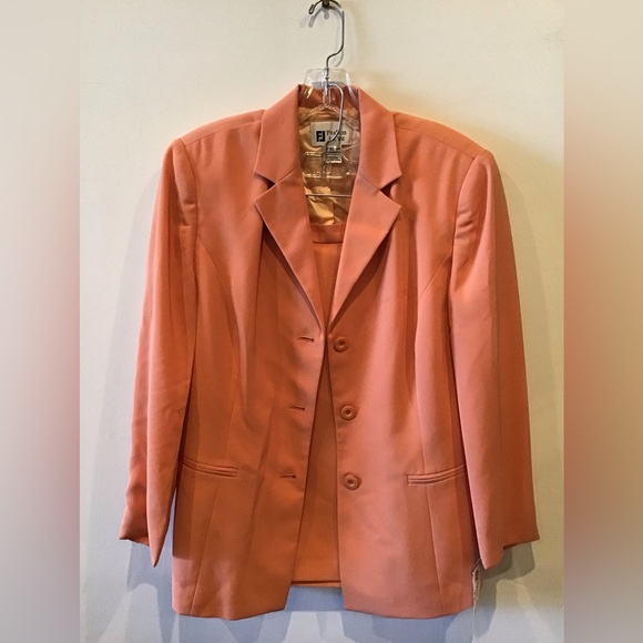 frances la vie Other - Women’s 2pc Frances La Vie suit with skirt Sz 10 peach 🍑 colored